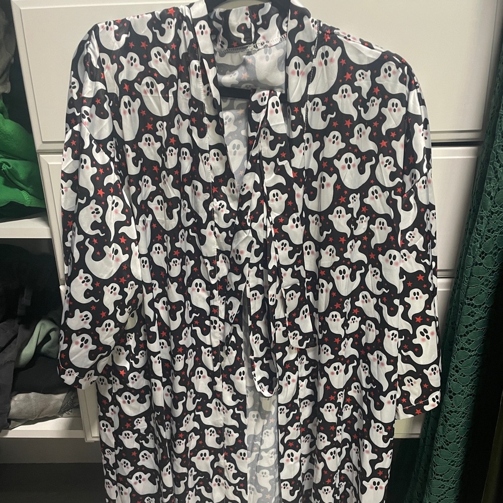 Ghost Robe from Not your average babe